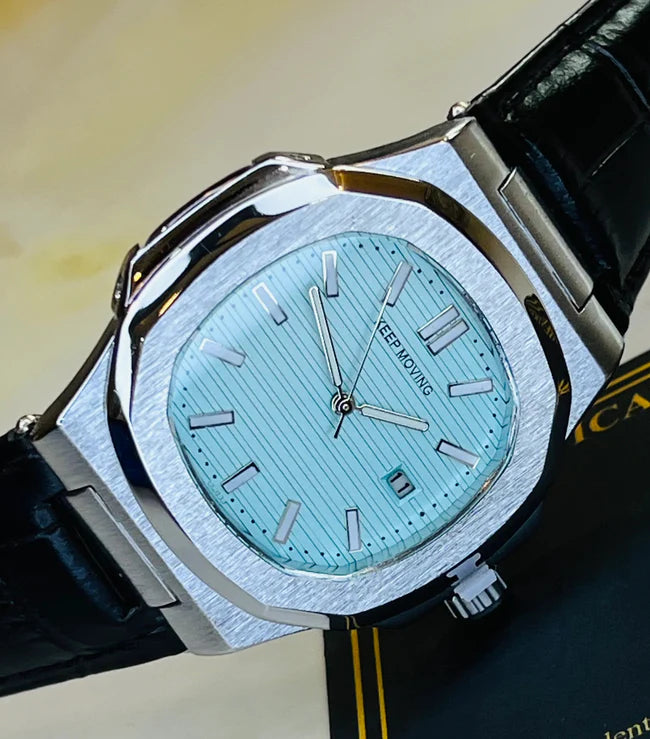 Keep Moving - Mechanical Watch with Leather Strap and Master Lock